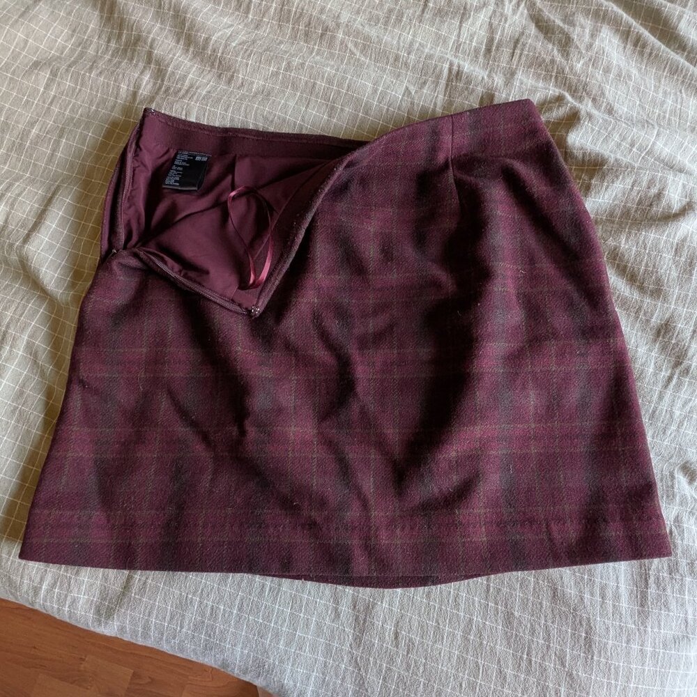 Uniqlo mini plaid wool skirt